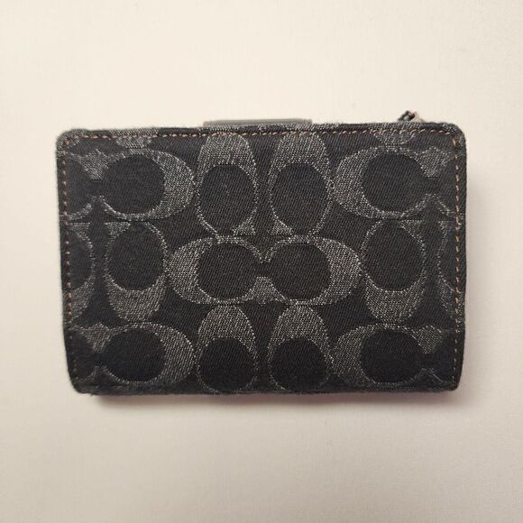 NWT Coach CP435 Medium Corner Zip Wallet In Signature Denim Black - Picture 4 of 4